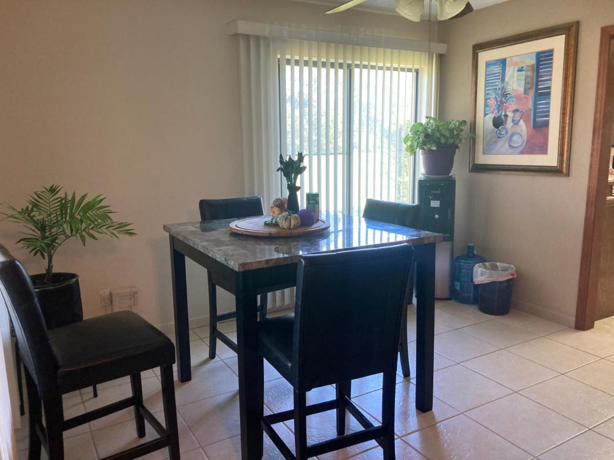 Irises House - Private Room In Home Kissimmee Esterno foto